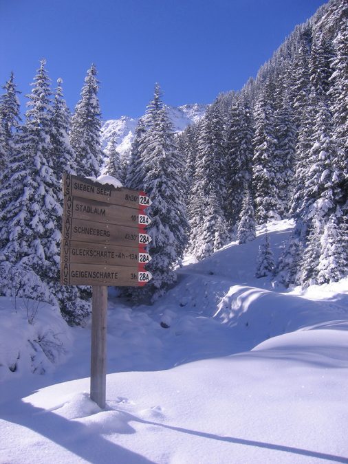 Snow hiking trails in the Eisack Valley
